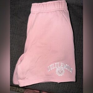 Lululemon scuba shorts